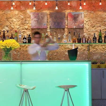 萨卡巴那酒店及成人spa中心 酒店